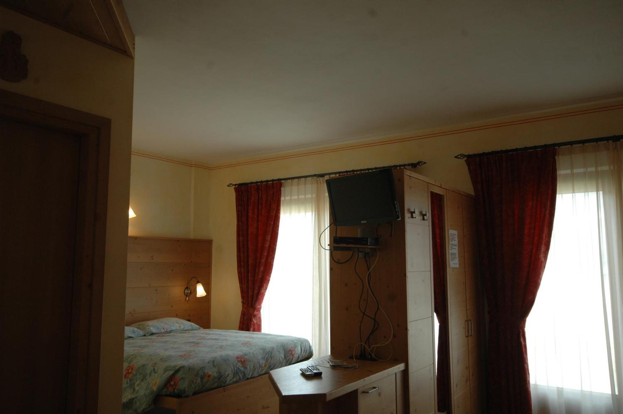 Hotel La Tea Livigno Cameră foto